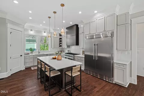 Kitchen - 1106 9th St, Durham, NC 27705 photo 4 of 9