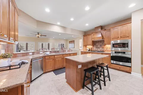 281 Beckingham Loop, Cary, NC 27519 photo 16