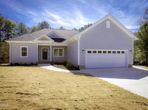 225 Parker Rd, Four Oaks, NC 27524