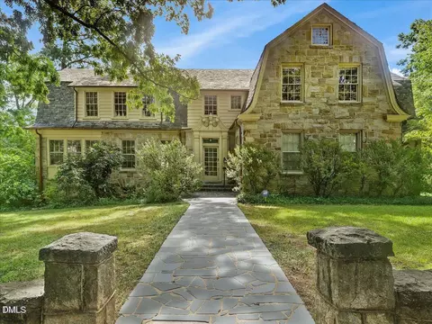 216 204 Hawthorne Rd, Raleigh, NC 27605