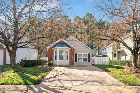 4216 Beacon Heights Dr, Raleigh, NC 27604