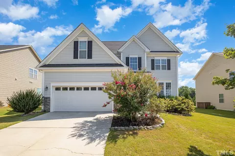 512 Walker Ranch Dr, Fuquay Varina, NC 27526
