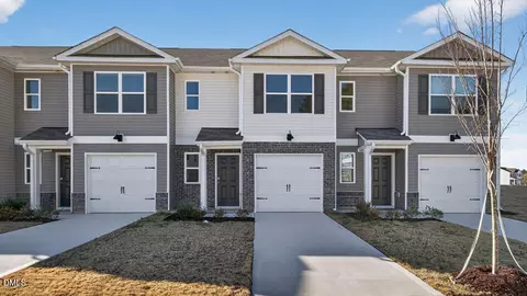 104 Clementine St, Sanford, NC 27332