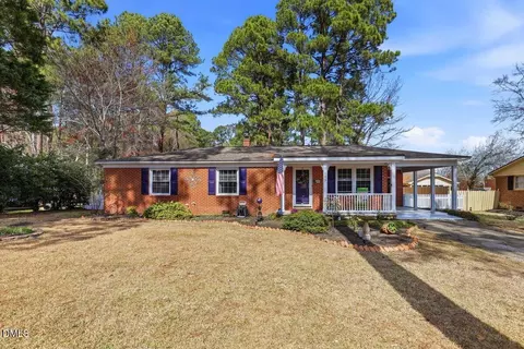 105 E Stevens St, Smithfield, NC 27577