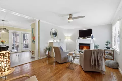 Living - 105 E Stevens St, Smithfield, NC 27577 photo 1 of 1