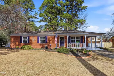 105 E Stevens St, Smithfield, NC 27577