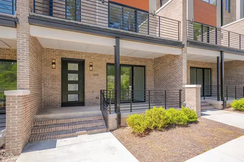 Exterior - 1012 Manor Way, Durham, NC 27701 photo 2 of 5