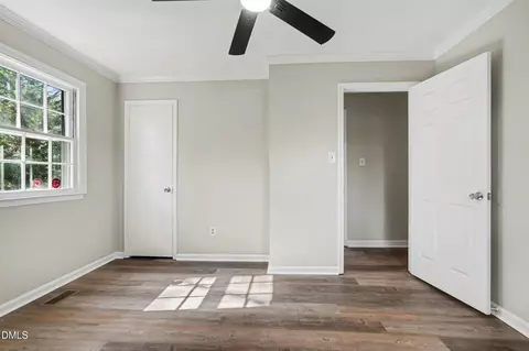 Bedroom - 503 Laurel Dr, Smithfield, NC 27577 photo 5 of 6