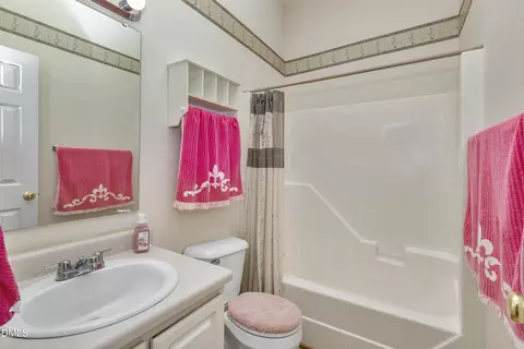 Bath - 100 E St, Erwin, NC 28339 photo 3 of 3