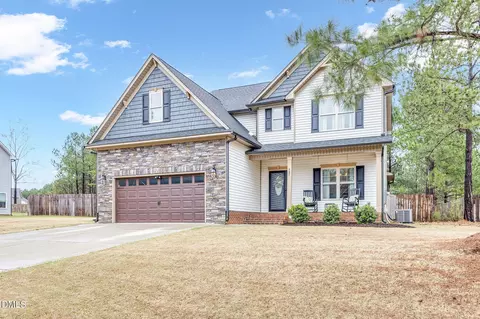 521 Joseph Alexander Dr, Fuquay Varina, NC 27526