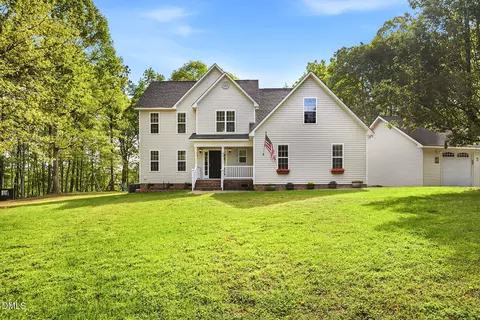90 Spring Leaf Ln, Wendell, NC 27591