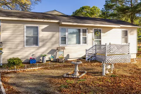 4474 Autryville Rd, Autryville, NC 28318