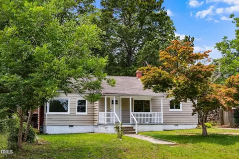 208 Fairview Ave SW, Wilson, NC 27893