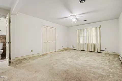 Bedroom - 207 E Griswold St, Selma, NC 27576 photo 3 of 4