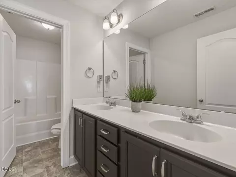 Bath - 60 Pepper Ln, Garner, NC 27529 photo 5 of 6