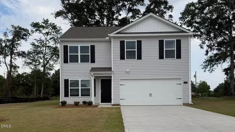112 Claude St, La Grange, NC 28551