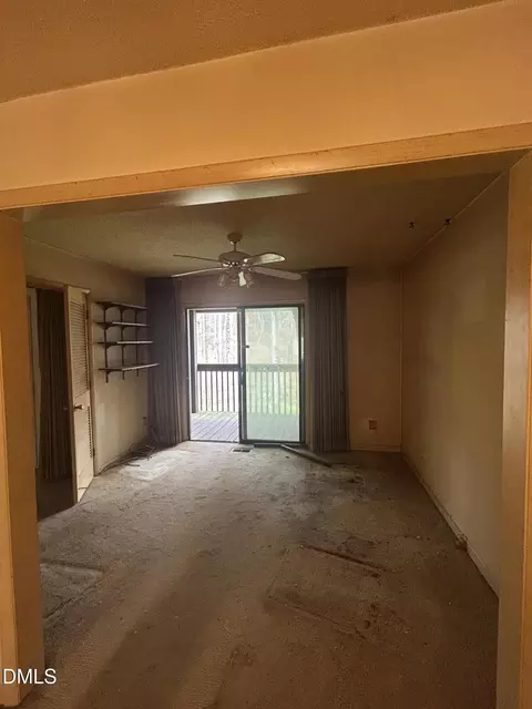 Living - 4100 Five Oaks Dr UNIT 33, Durham, NC 27707 photo 2 of 2