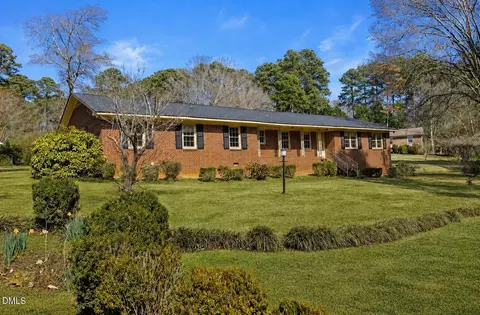2008 Brookrun Rd, Henderson, NC 27536