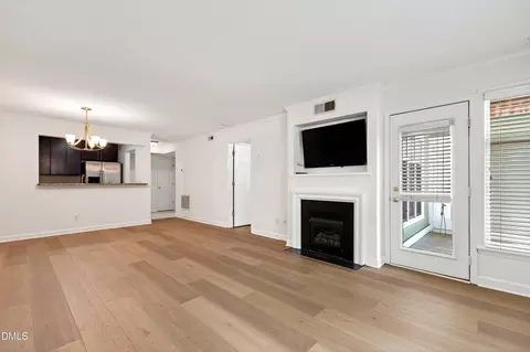 1010 Nicholwood Dr #103, Raleigh, NC 27605
