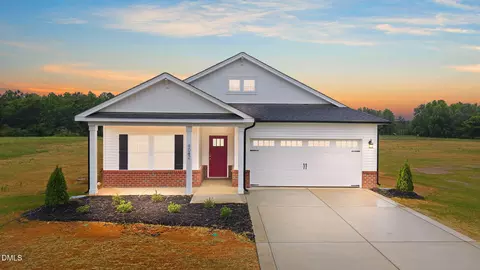 9042 Phoenix Ct, Middlesex, NC 27557