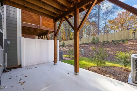 Exterior - 528 Plumleaf Ln, Durham, NC 27703 photo 4 of 8