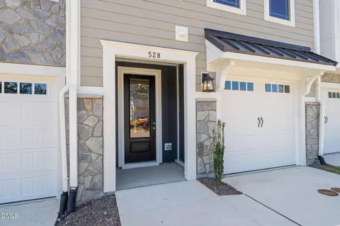 Exterior - 528 Plumleaf Ln, Durham, NC 27703 photo 6 of 9