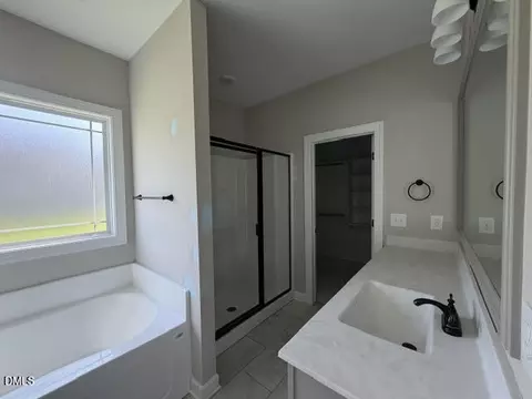 Bath - 764 Olive Branch Dr, Smithfield, NC 27577 photo 1 of 3