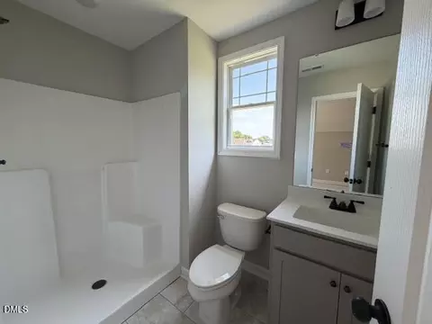 Bath - 764 Olive Branch Dr, Smithfield, NC 27577 photo 3 of 3