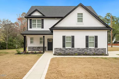 1406 Hilltop Ave, Fayetteville, NC 28305