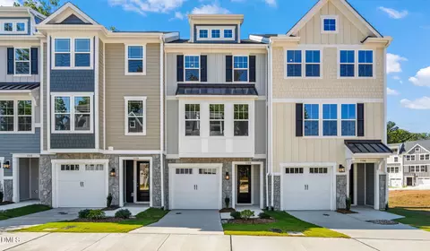 503 Plumleaf Ln, Durham, NC 27703