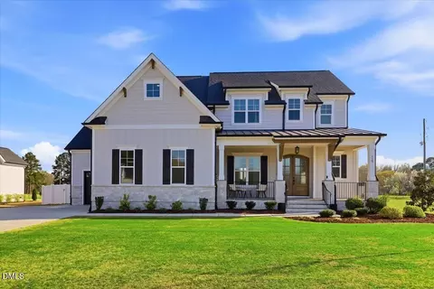 110 Summerlin Dr, Clayton, NC 27527