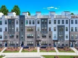 615 Hedrick Rdg Rd #109, Cary, NC 27519