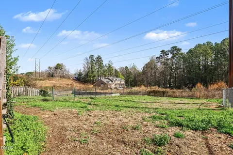 Exterior - 3852 Old Coach Rd, Raleigh, NC 27616 photo 6 of 7
