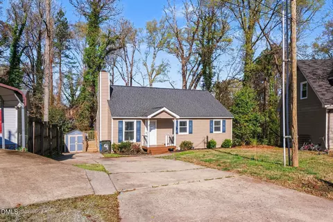 4 Conder Pl, Durham, NC 27703