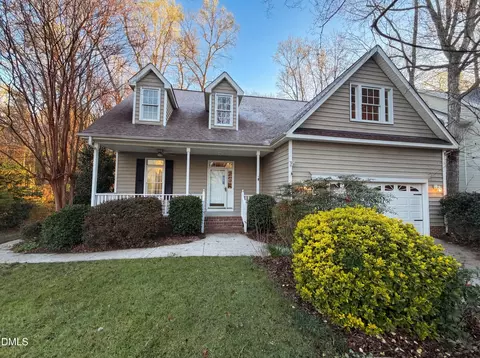 729 E Ivy Valley Dr, Fuquay Varina, NC 27526