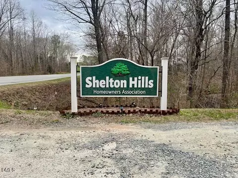 1556 Dogwood Dr, Oxford, NC 27565