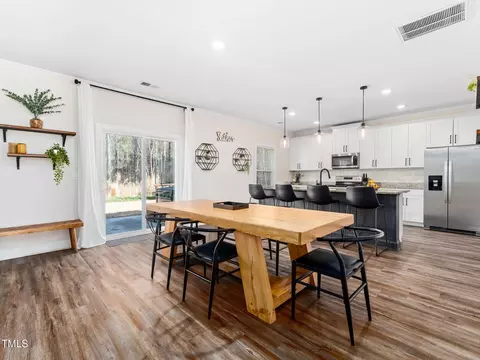 325 Azalea Gaze Dr, Youngsville, NC 27596