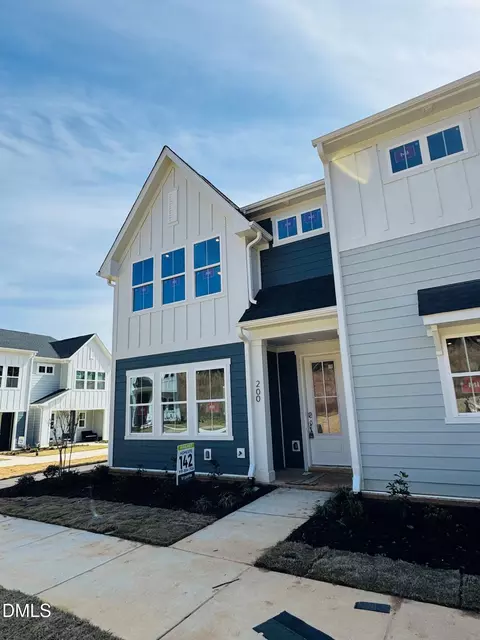 200 Solaire Aly, Wake Forest, NC 27587