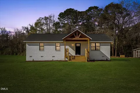 598 Bentonville Rd, Four Oaks, NC 27524