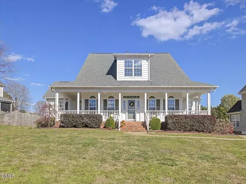 2044 Rosebriar Ln, Fuquay Varina, NC 27526