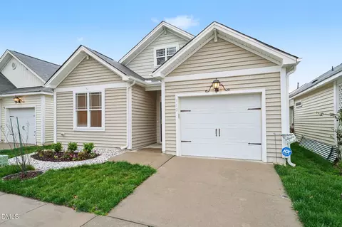 112 Denby Cir, Clayton, NC 27527