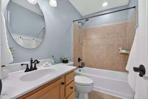 Bath - 8214 Eagle View Dr, Durham, NC 27713 photo 7 of 7