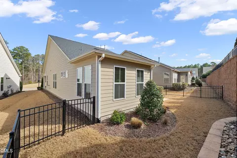 Exterior - 1006 Sounding Ln, Durham, NC 27703 photo 4 of 7