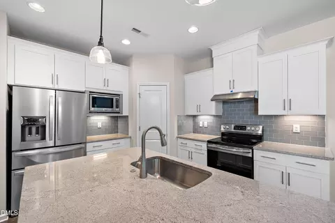 Kitchen - 1006 Sounding Ln, Durham, NC 27703 photo 3 of 8