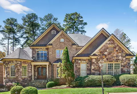 5901 Charleycote Dr, Raleigh, NC 27614