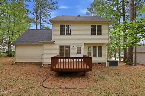 Exterior - 993 Kintail Ct, Wake Forest, NC 27587 photo 5 of 6