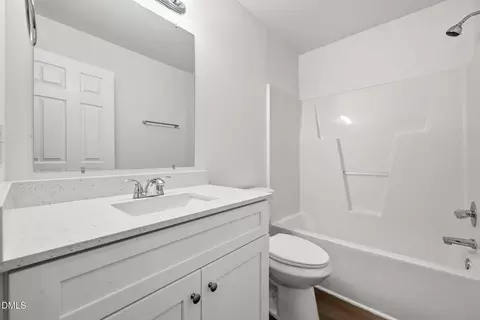 Bath - 993 Kintail Ct, Wake Forest, NC 27587 photo 3 of 3