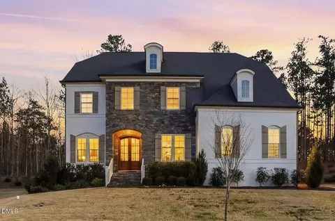 304 Channel Cove Dr, Holly Springs, NC 27540