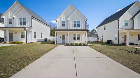 1637 Berry Ave, Henderson, NC 27536