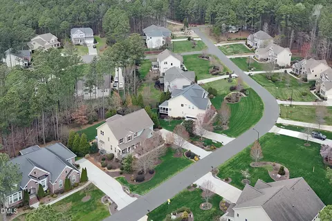 816 Clausun Dr, Durham, NC 27713 photo 5